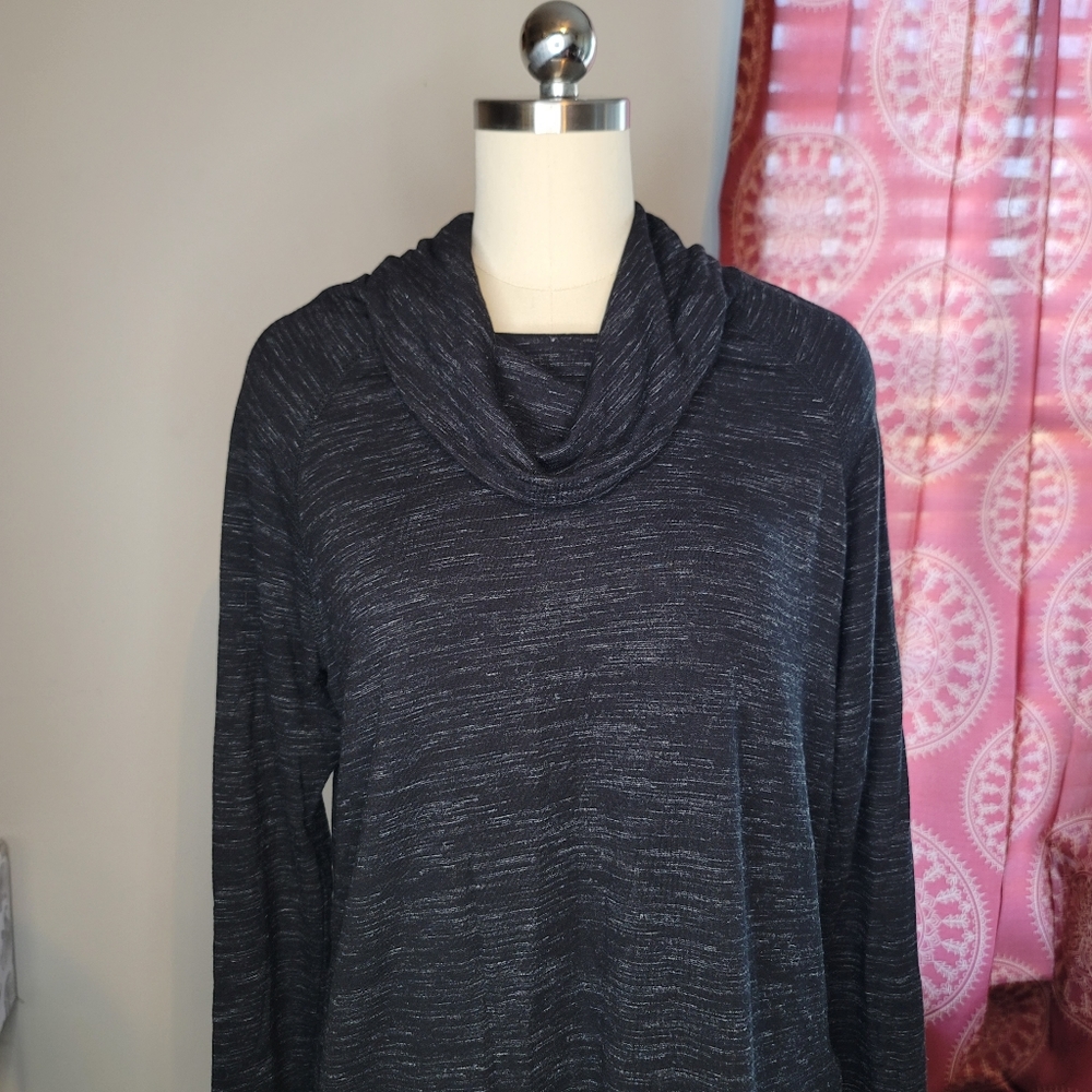 Eliane Rose Shirt Size Medium